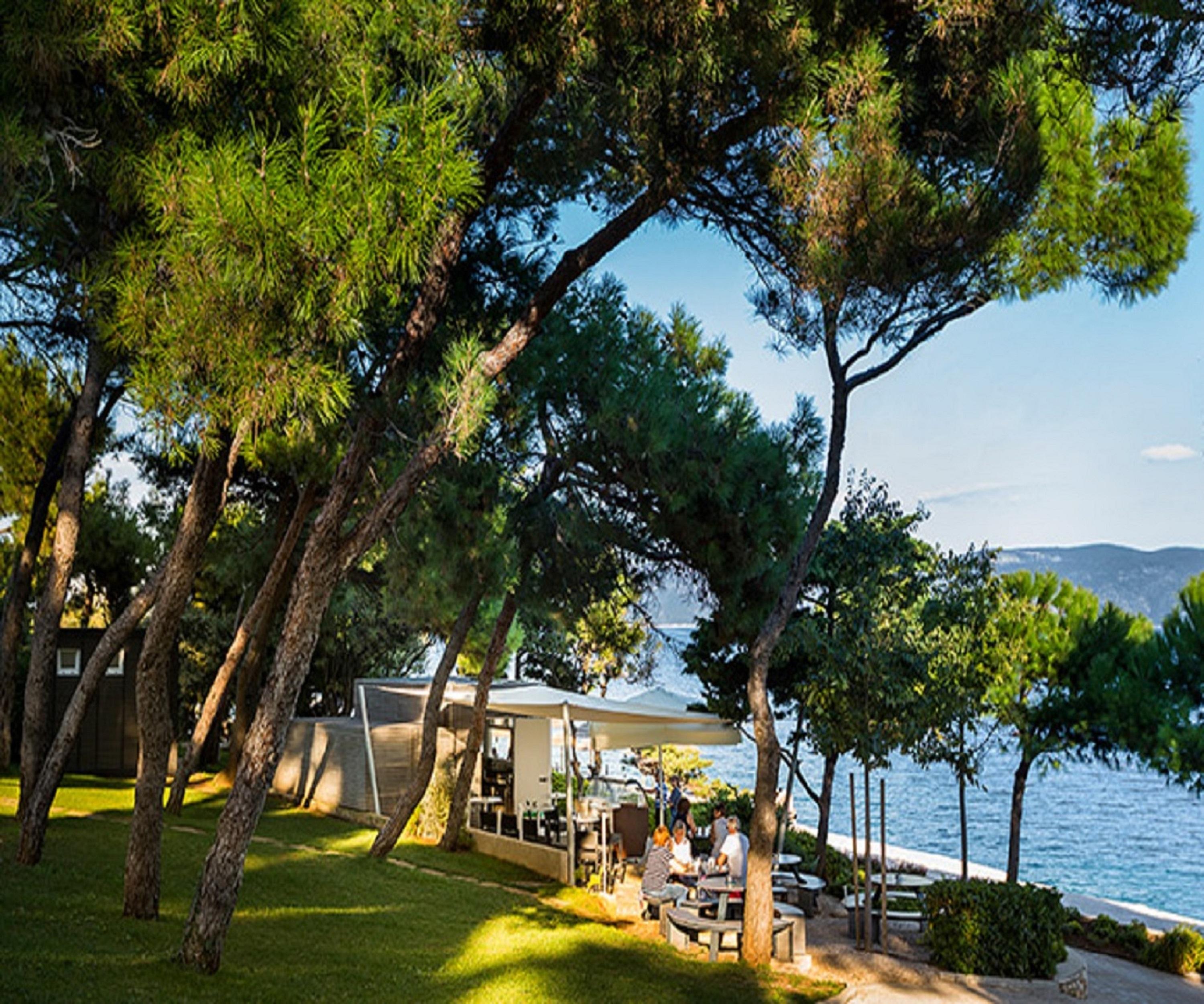 Valamar Sanfior Hotel & Casa Rabac Exteriör bild